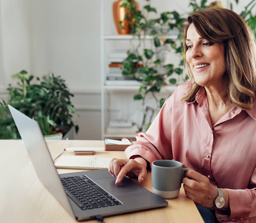 lady with laptop